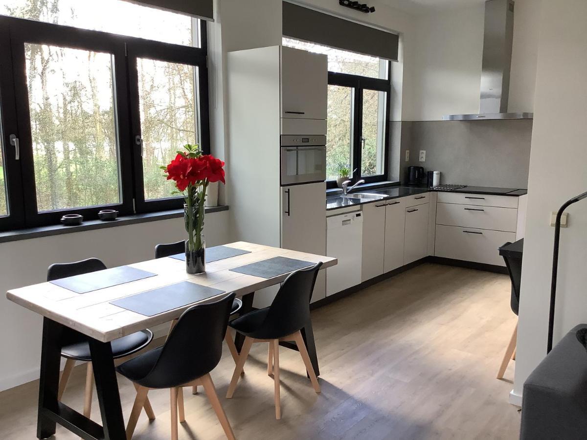 Vakantiewoningeikenhof ロンデルゼール エクステリア 写真